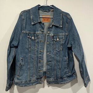 Levi’s denim jean jacket